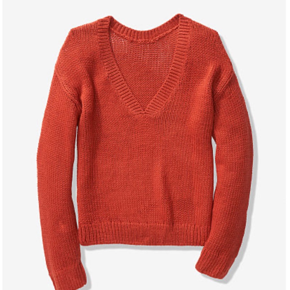 VS pink knit sweater!🐾